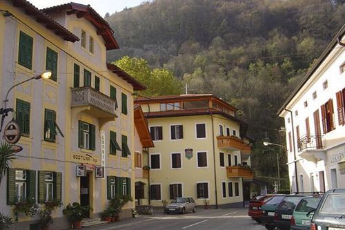Hotel Lucija Most na Soči Exterior foto